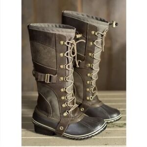 SOREL Conquest Carly Tall Winter Snow Boot 8 Green Brown Lace Waterproof Boots